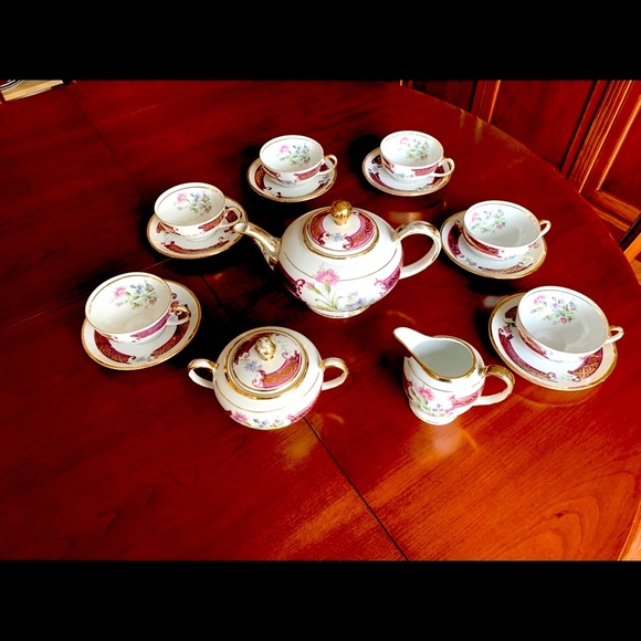 Vintage Gold Plated Fine Porcelain Tea / coffee cups saucers & serving set 17 Pc - Picture 11 of 16